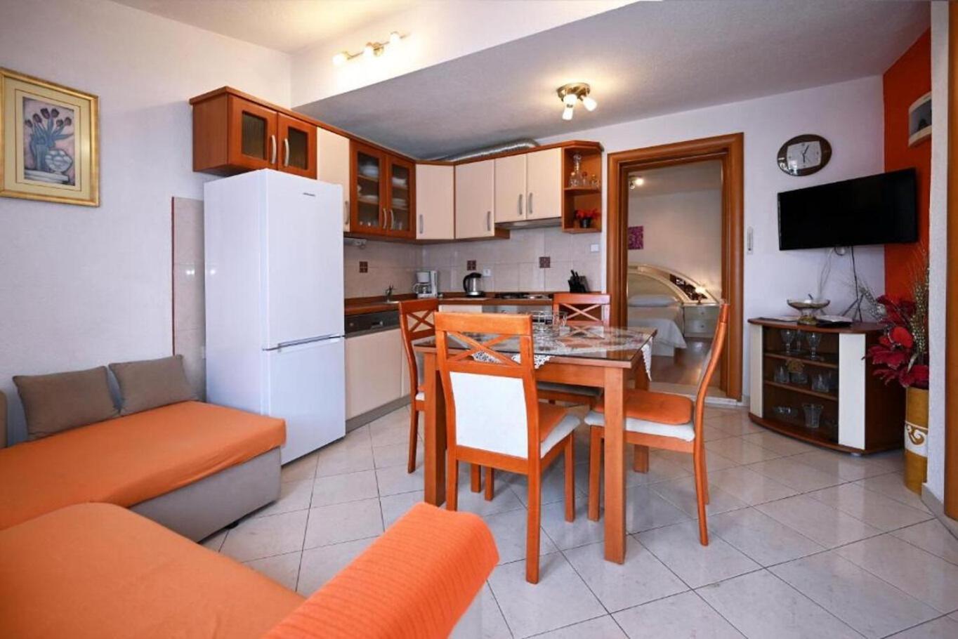 Apartment Mihovilovic Slatine Exterior photo