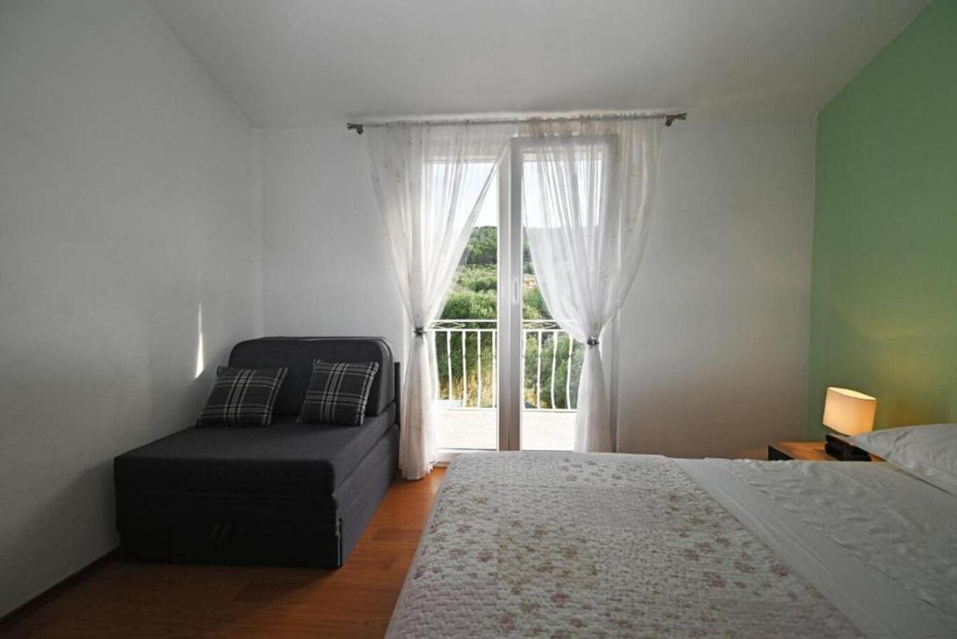 Apartment Mihovilovic Slatine Exterior photo